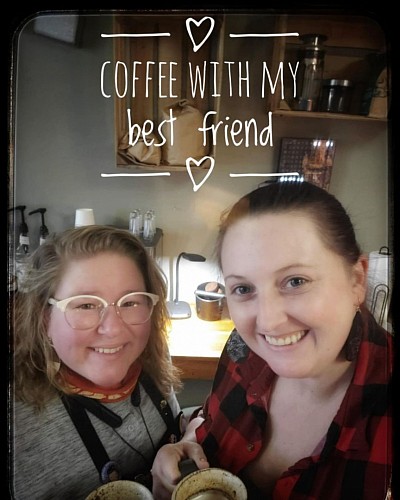 besties mugshot
